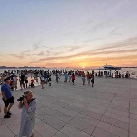 Sunset زادار